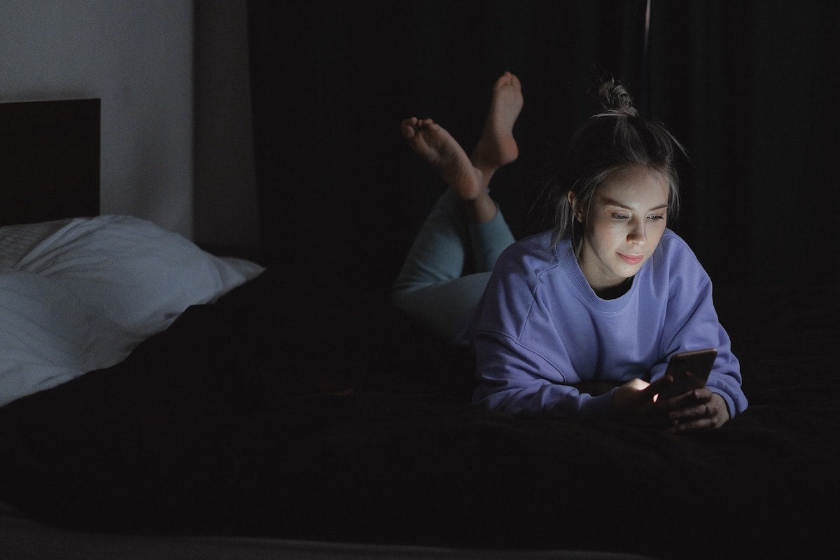 Beeinflusst blaues Licht unseren Schlaf?